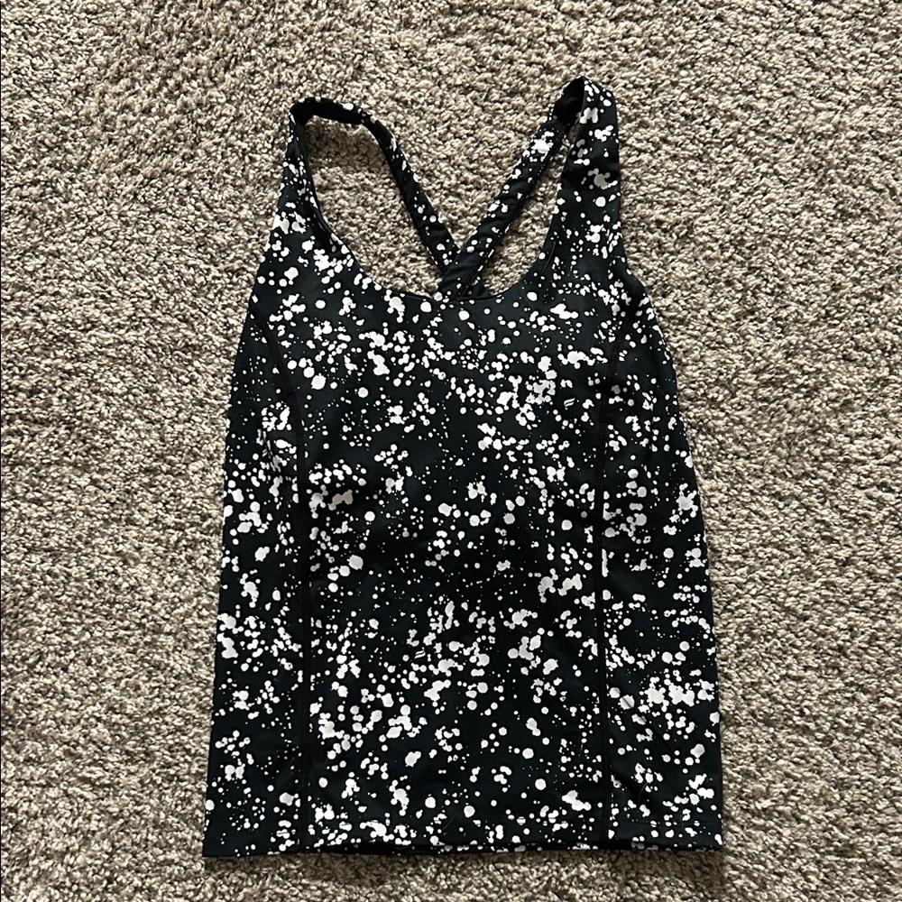 Fabletics Black and White Patterned Tank Top - image 1